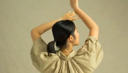 河北昌黎一钢铁厂突发塔吊倒塌事故，当地应急管理局：司机不幸遇难